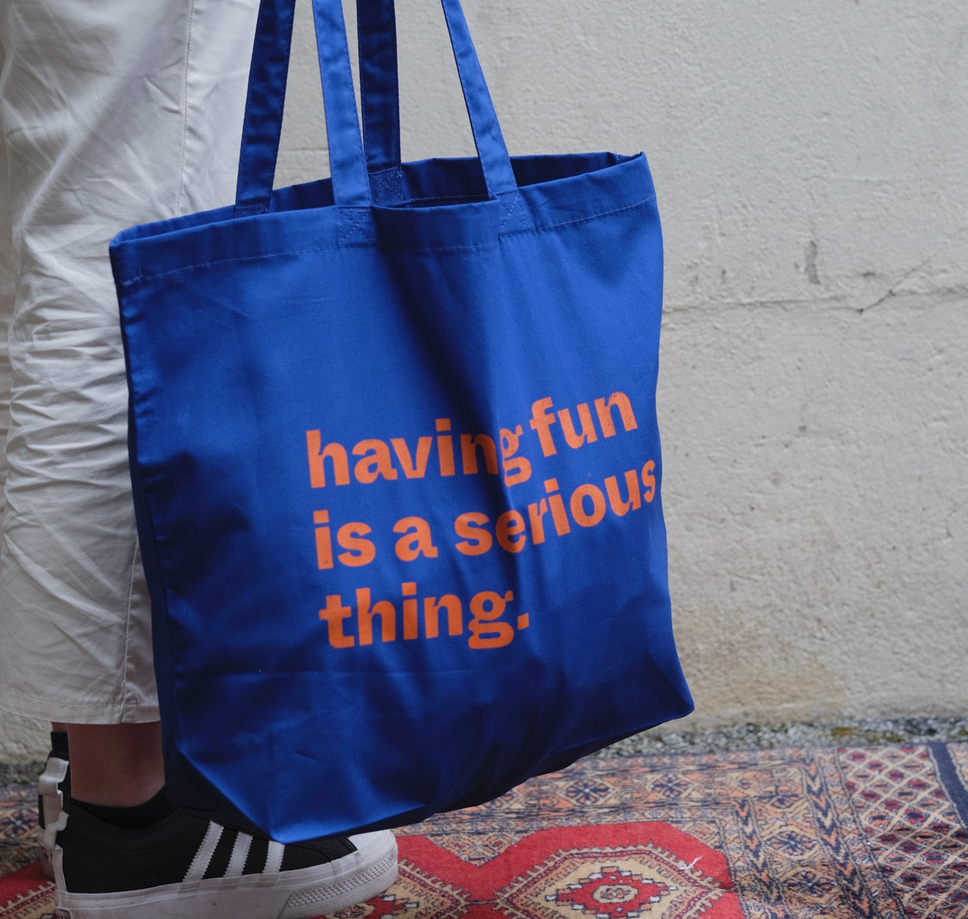 Büro Deuxtêtes - Tote Bag "SERIOUS ABOUT FUN" (2 Stück)