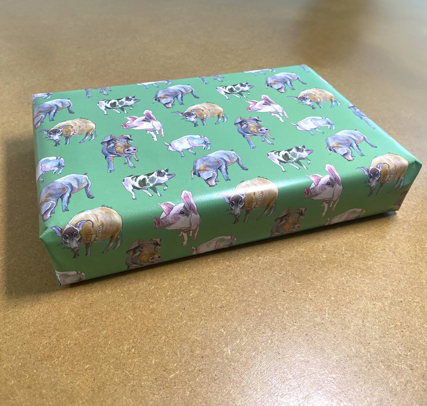 jolanda.works - Geschenkpapier "Tapir-Schwein-Taube" (30 Bögen)