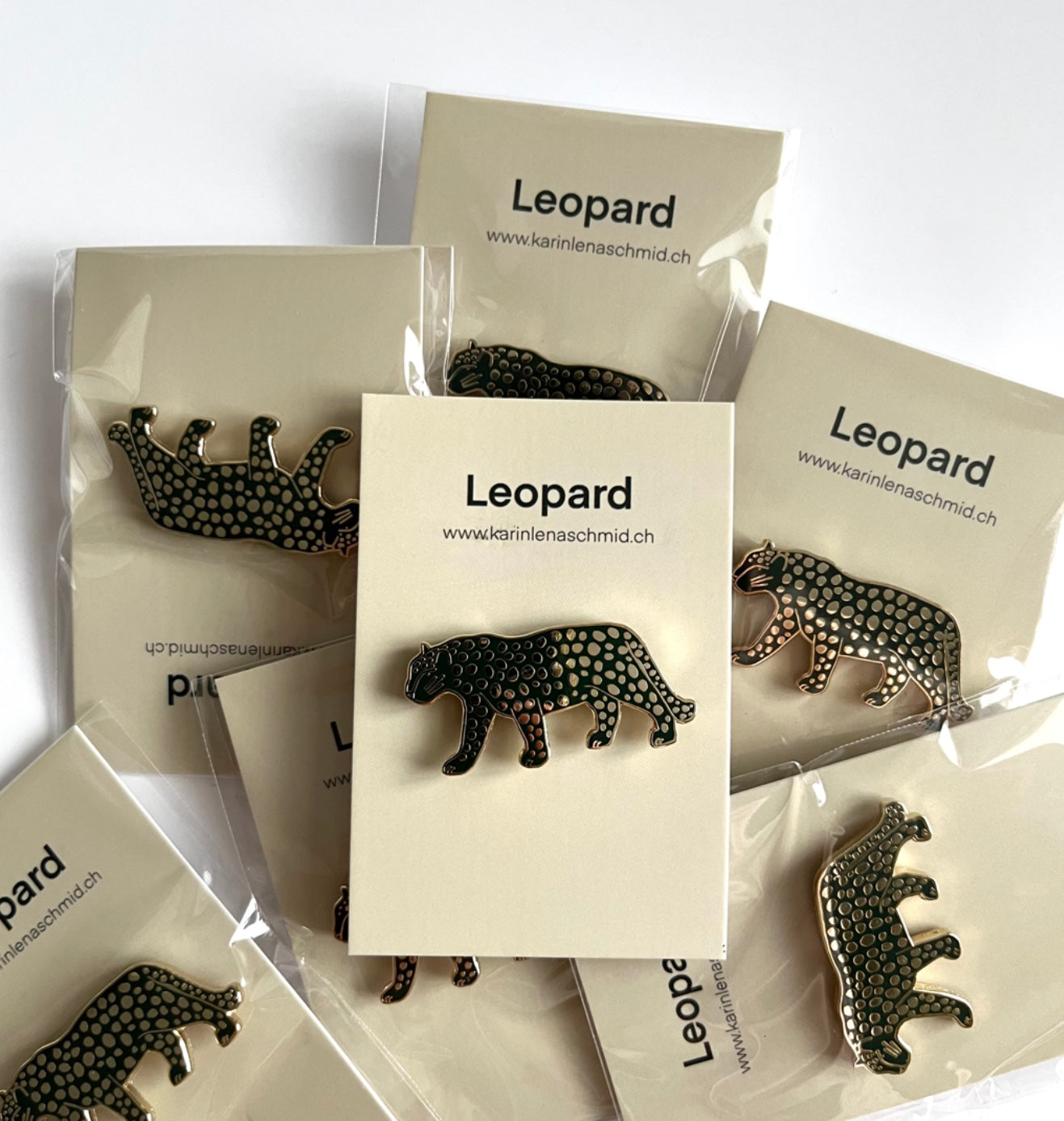 Karin Lena Schmid - Pin "Leopard" (5 Stück)
