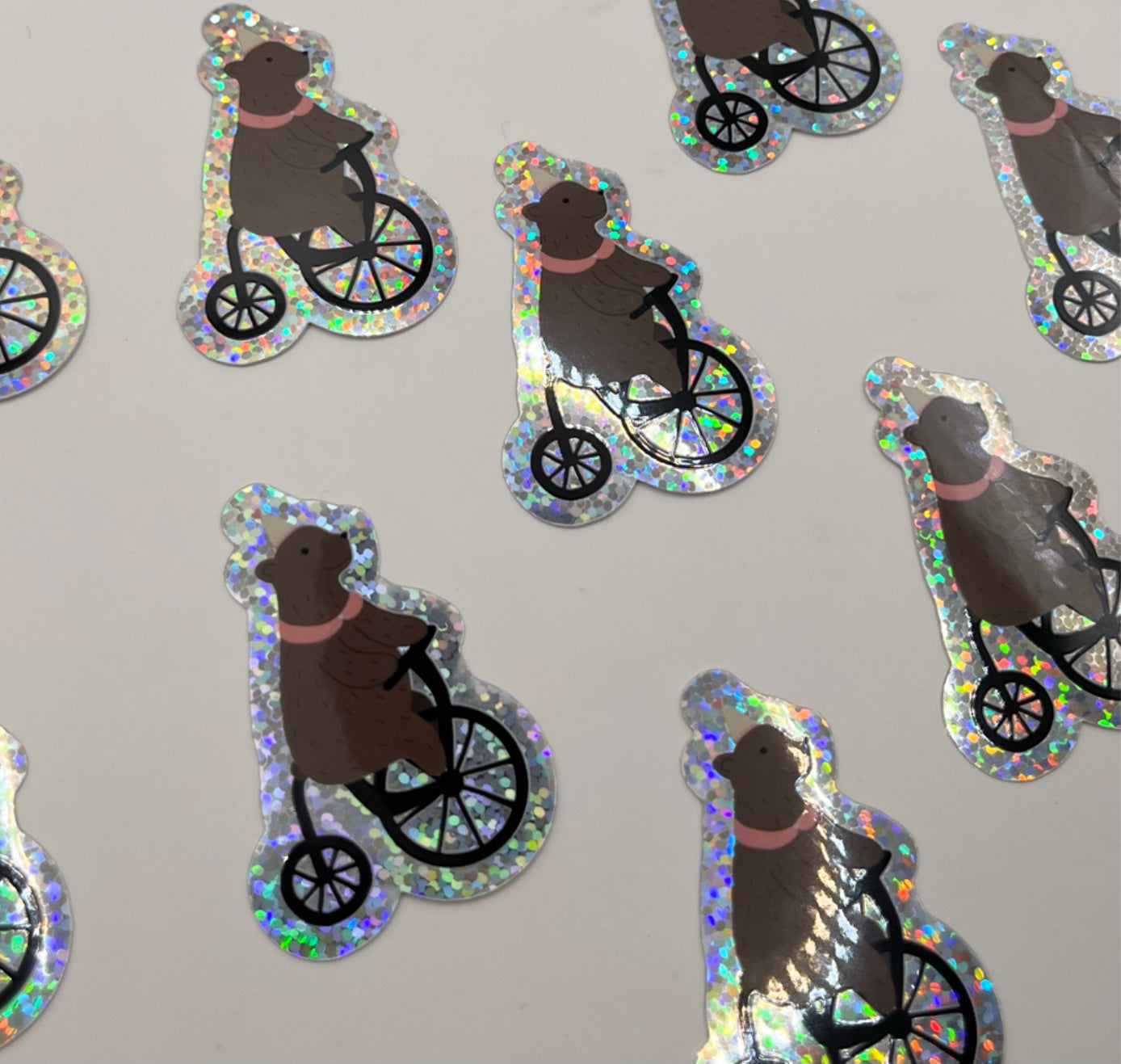 Karin Lena Schmid - Sticker "Partybär auf Rad" (5 Stück)