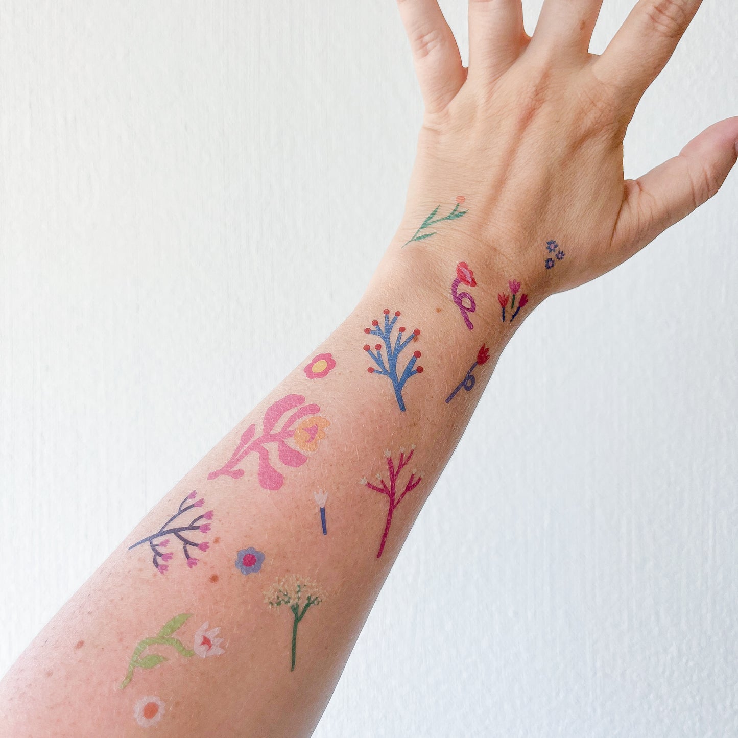 Jolanda Epprecht - Temporäre Tattoos „Blümchen“ (5 Stück)